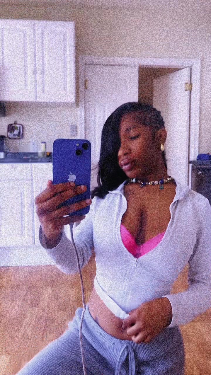 @️