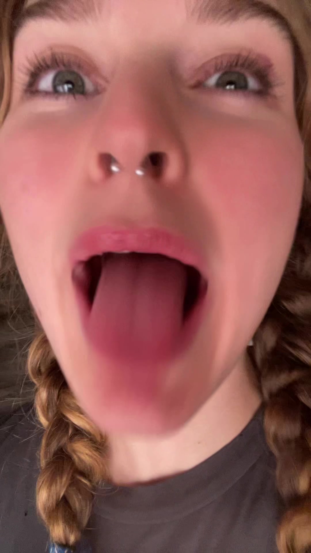 @Watswitthesehomiesdisinmy🧍&zwj;♀️