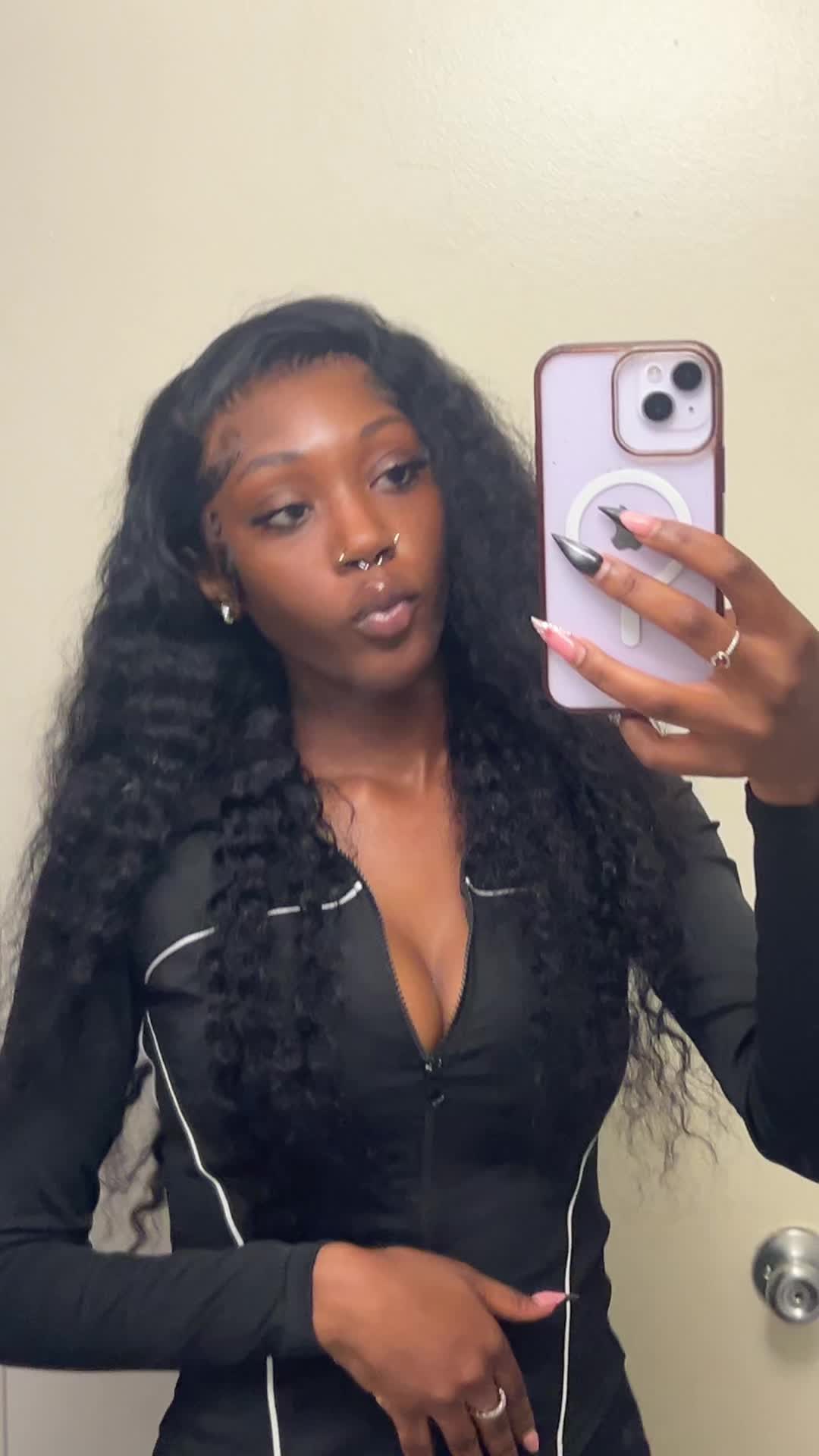 @thatsexyleogirl_