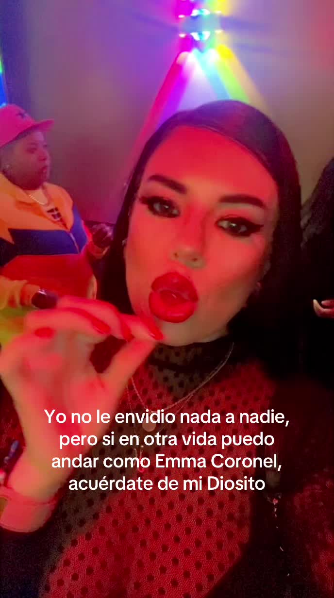 @KIARA💋💄