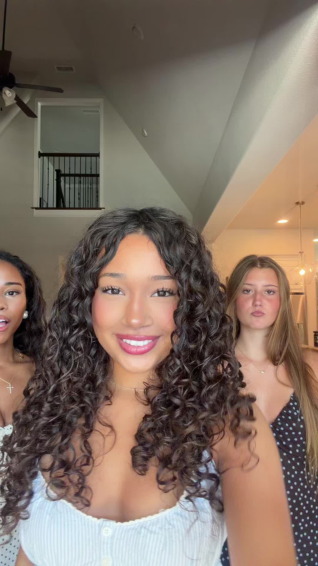 @gabsx2