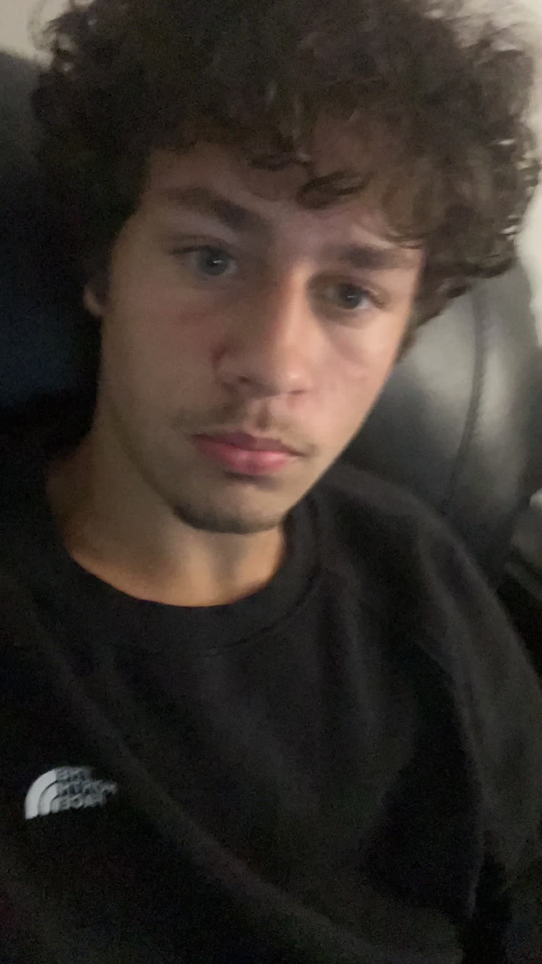 @wieiadzzz