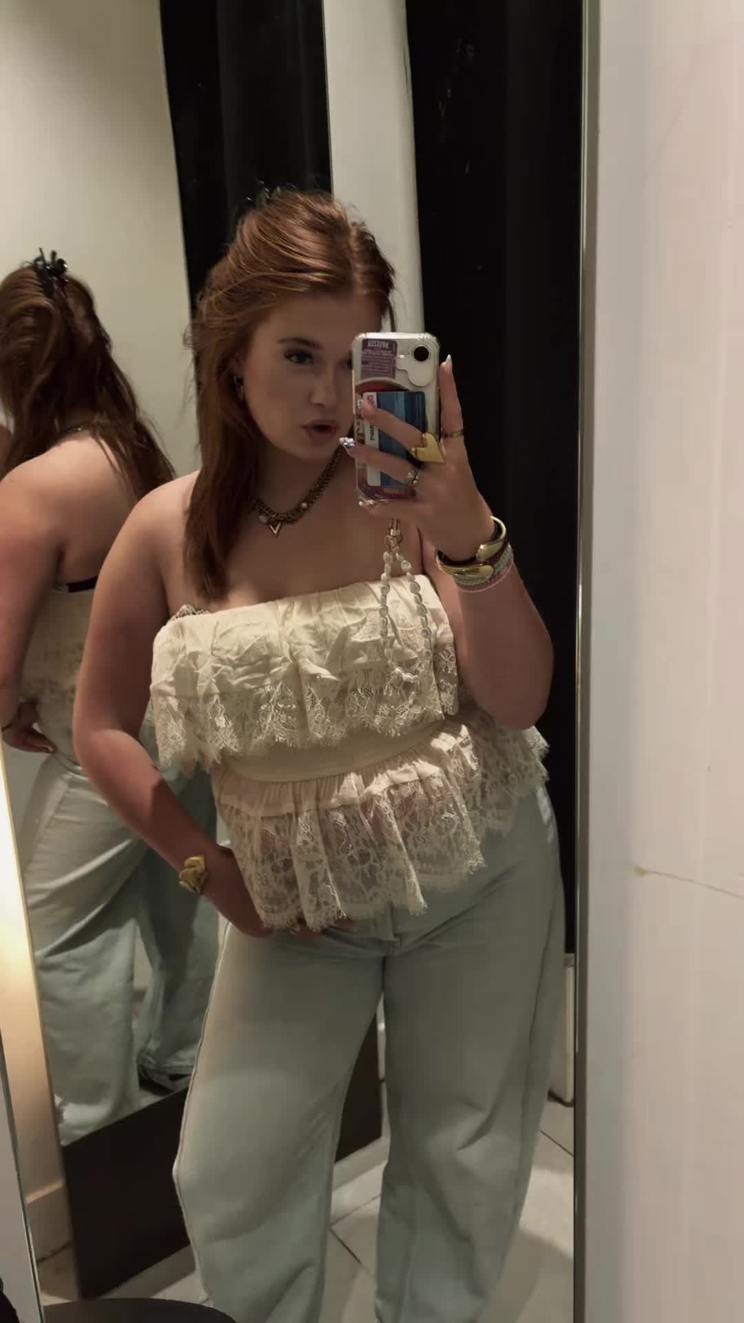 @Je suis Britt🥂🪩