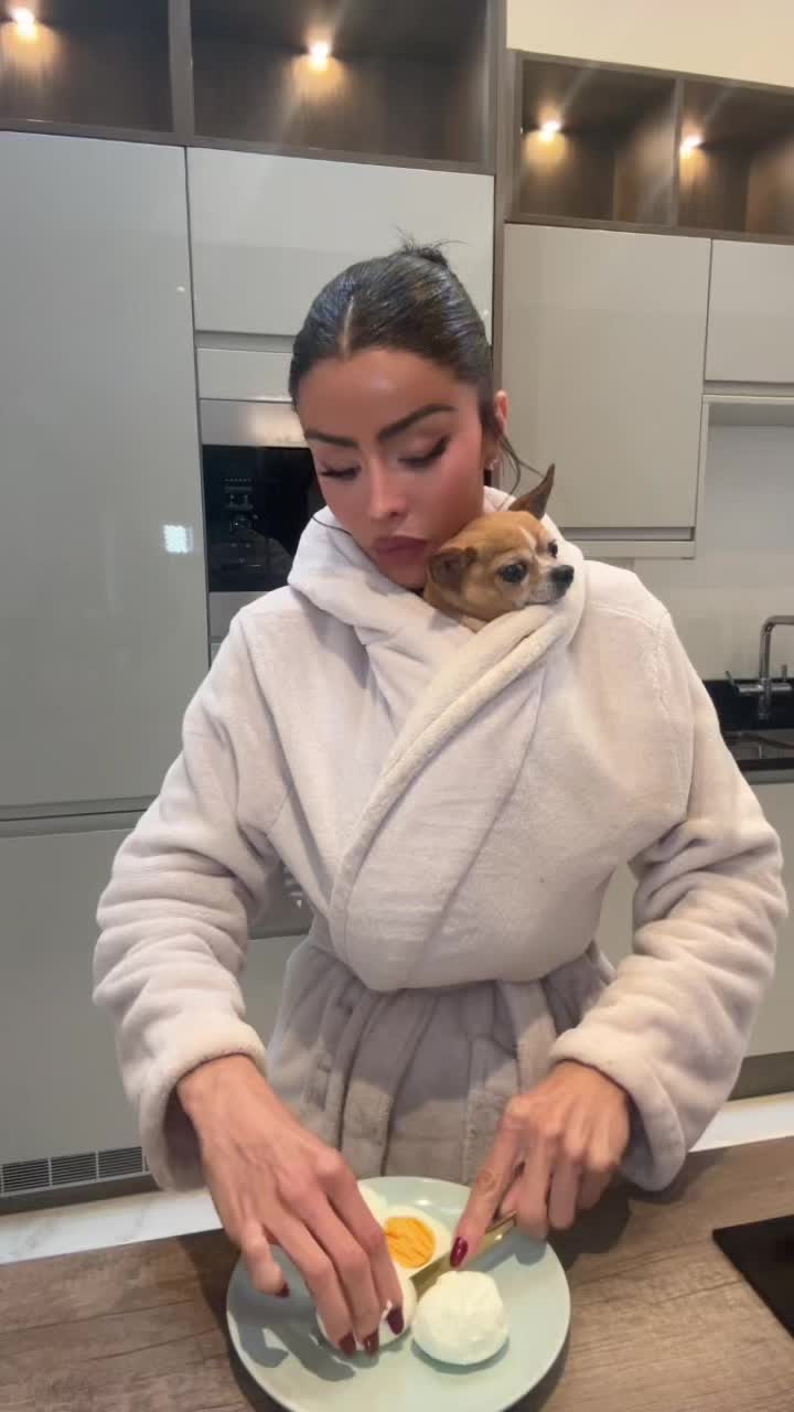 @Chloe saxon