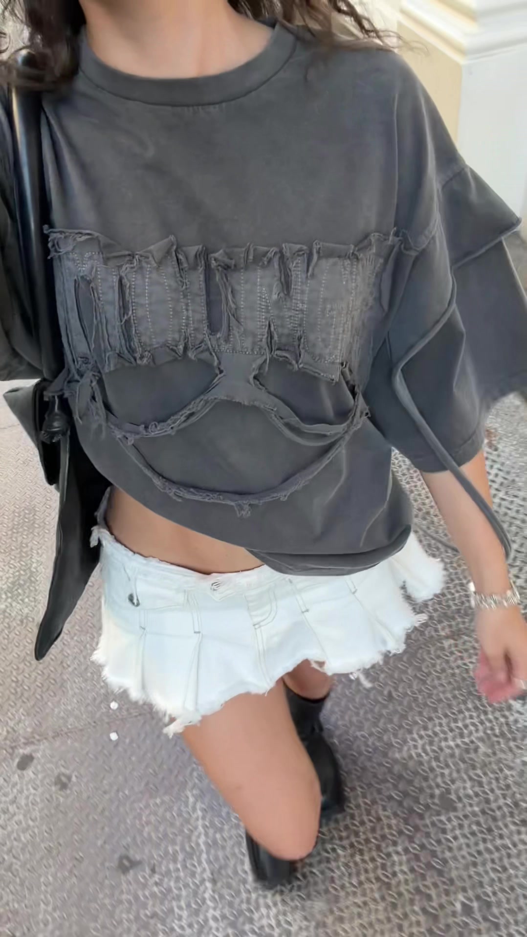 @DI