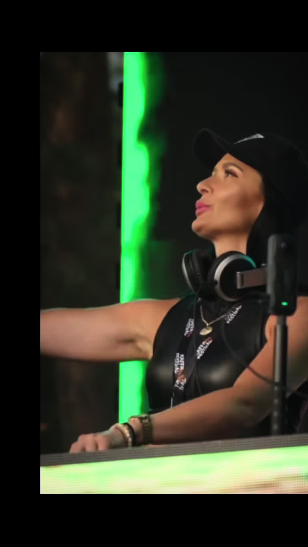 @Lady4Sounds 🎧