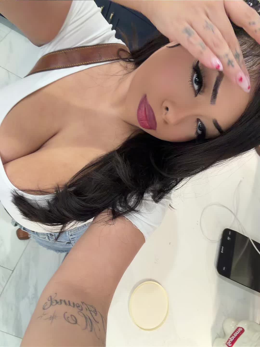 @ashfromtx