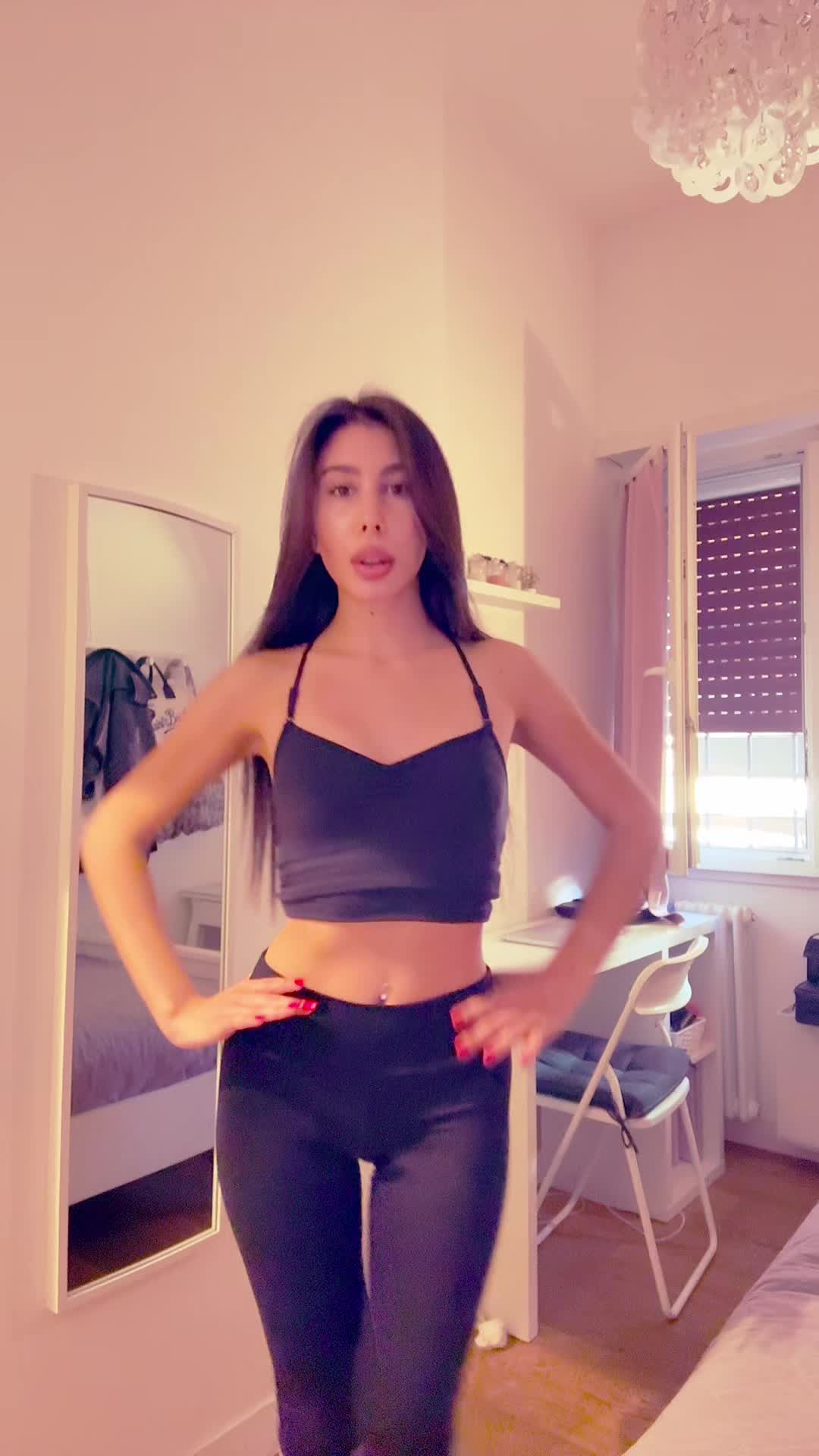 @Elisa