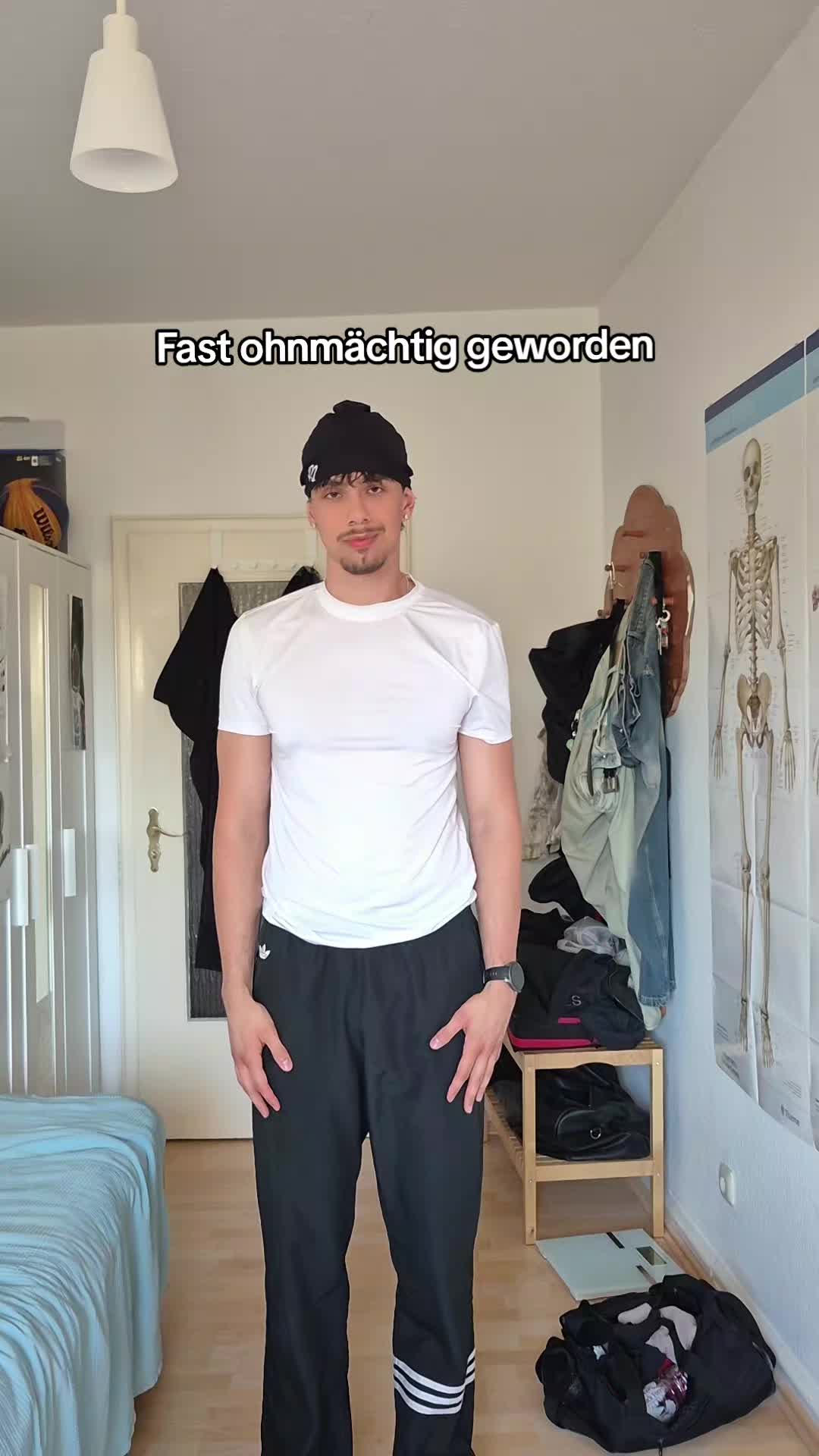 @IntrusiveMarc