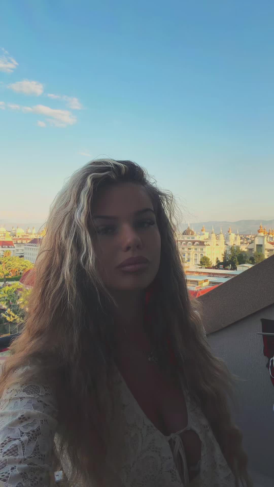 @veronique3975