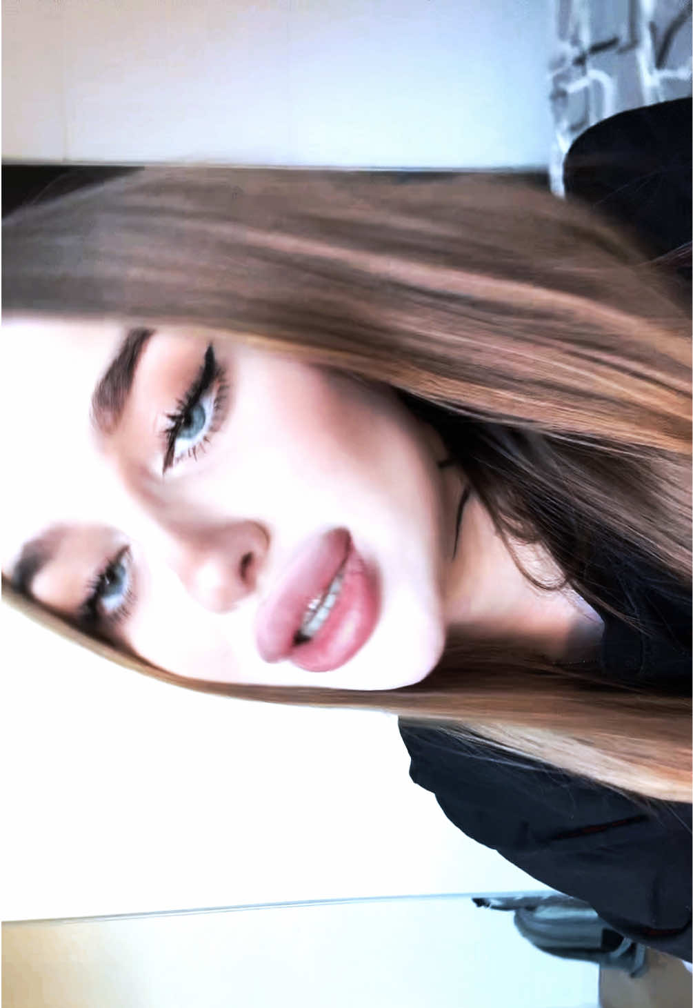 @lanaaaaaxx