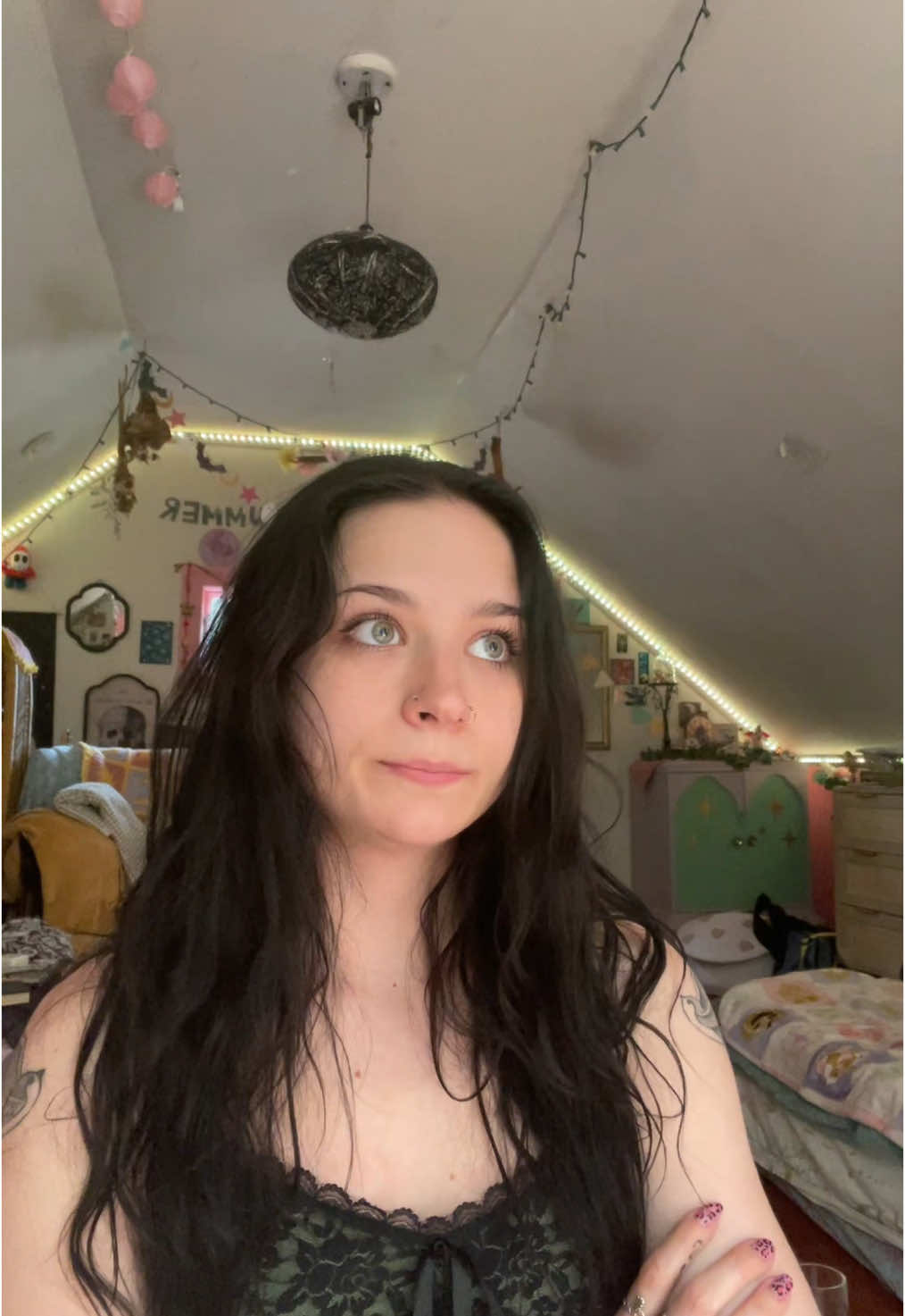 @shelby >:0