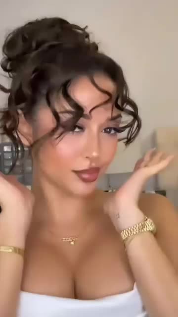 @Isabella