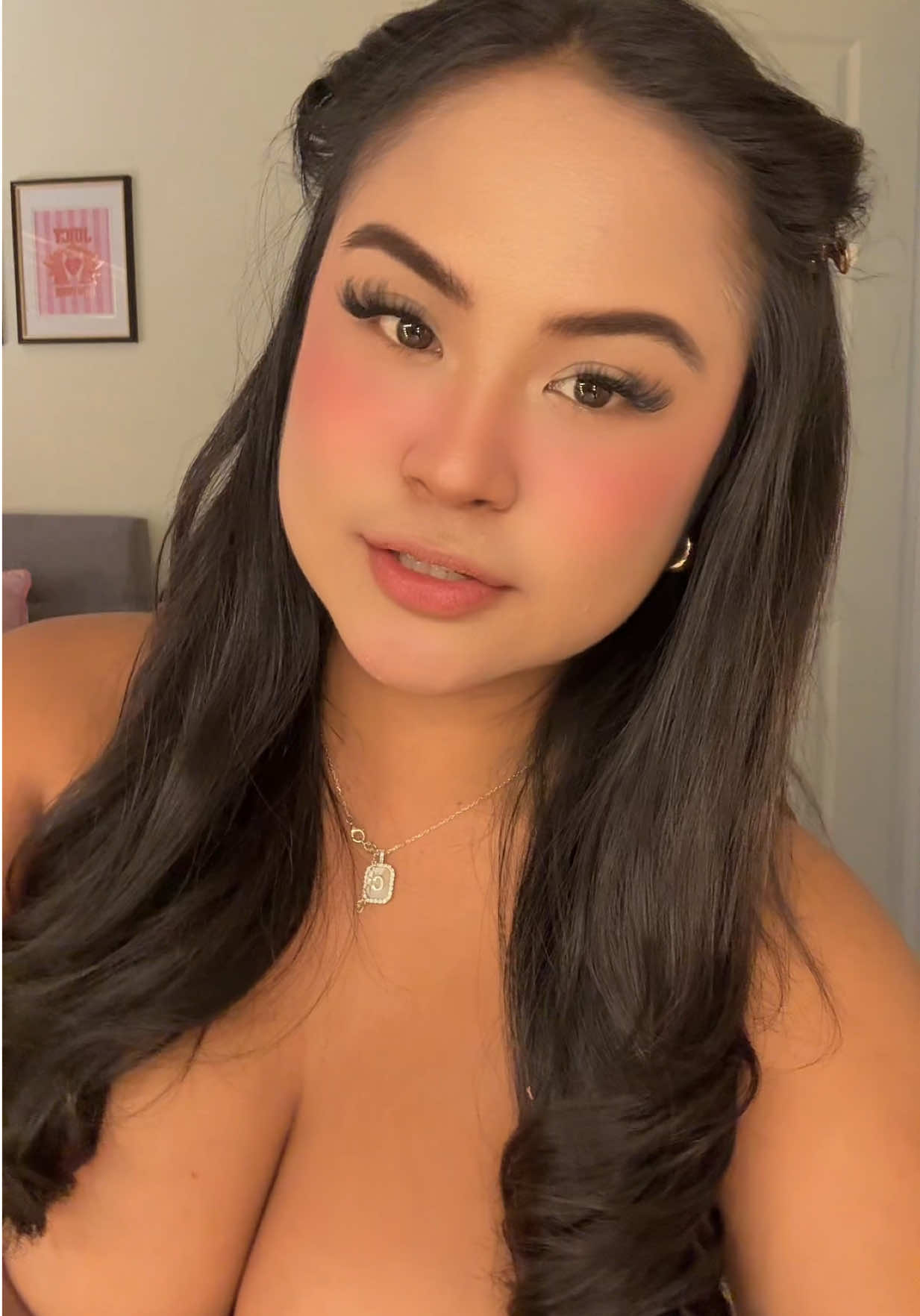 @𝑲𝒂𝒏𝒆𝒍𝒊💋
