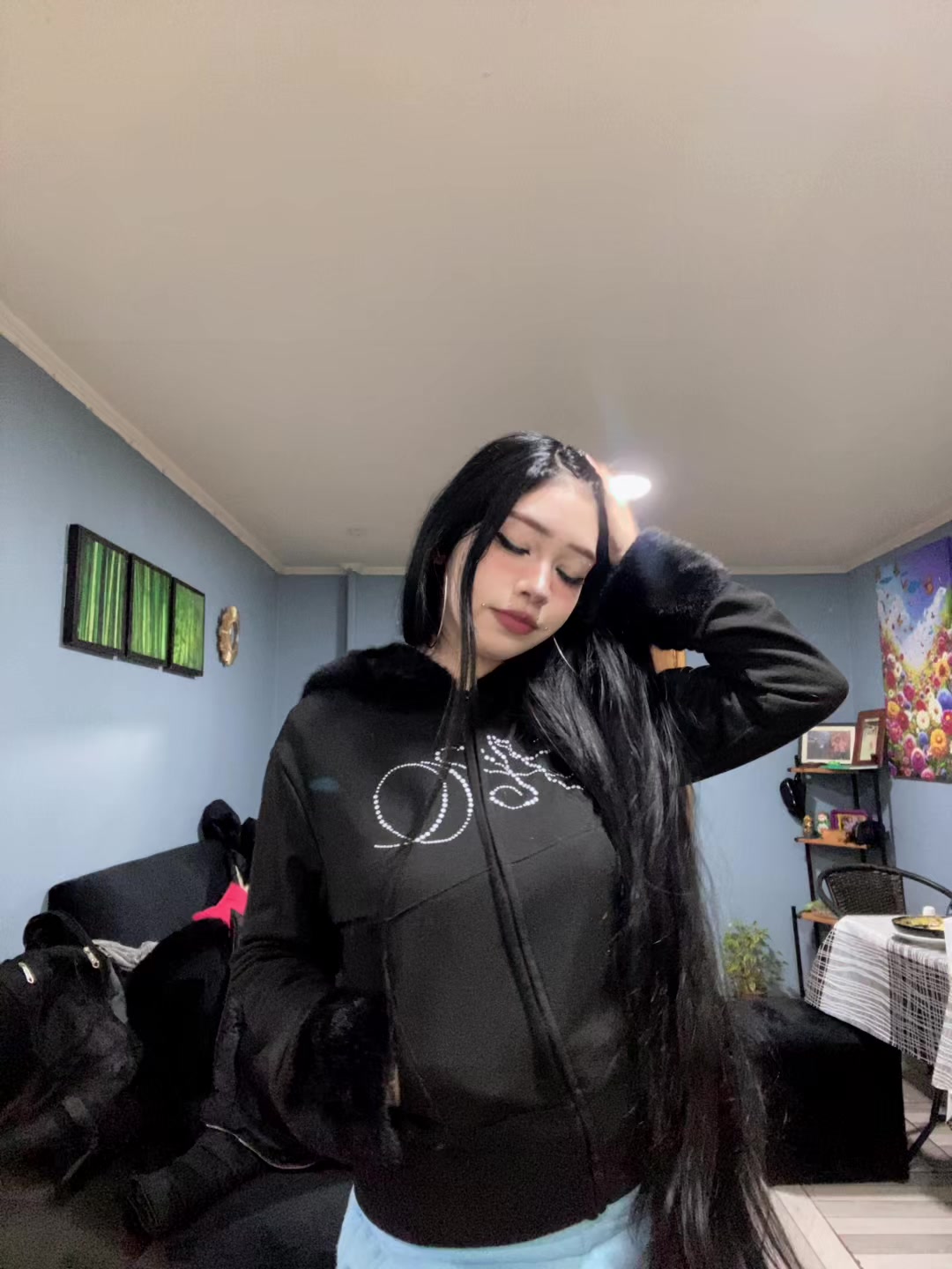 @alethvu