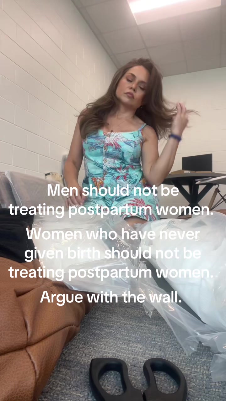 @MariaAntonia