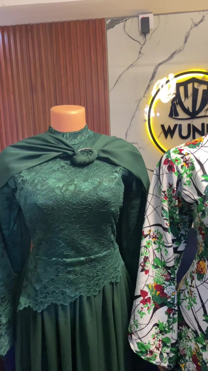 @Wunmi trims✂️/RTW 🧵
