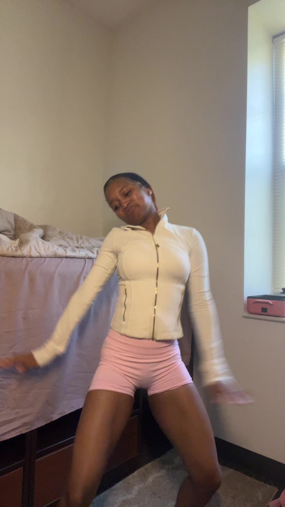 @BRI NICOLE