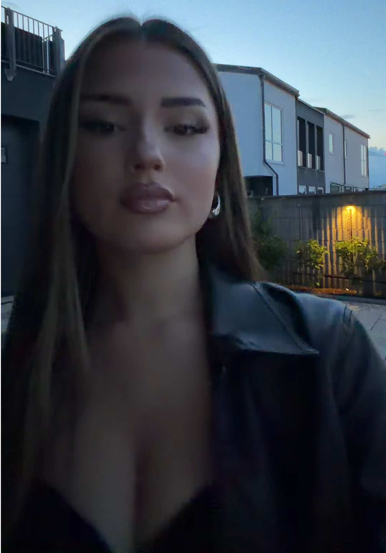 @viola
