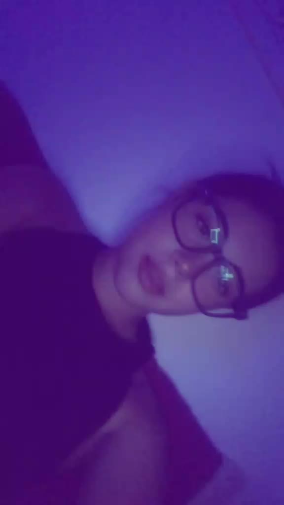 @𝐴𝑚𝑦_𝐸𝑚𝑢𝑐𝑐𝑖𝑎012