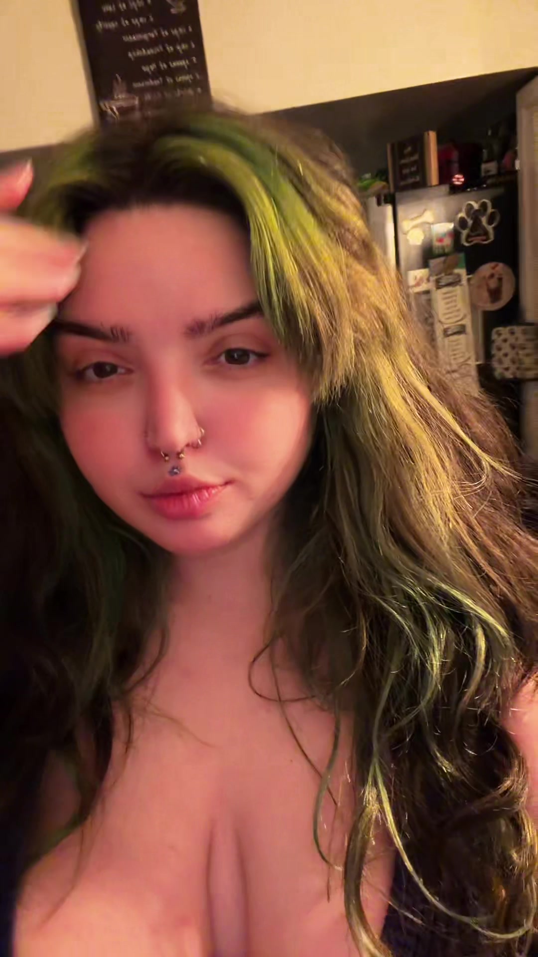 @slaywithsyd