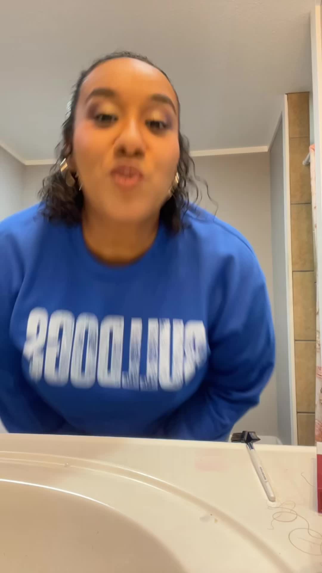 @Champ