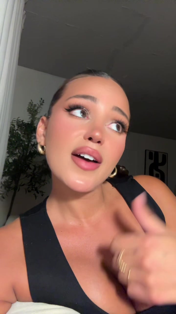 @VAL MERCADO