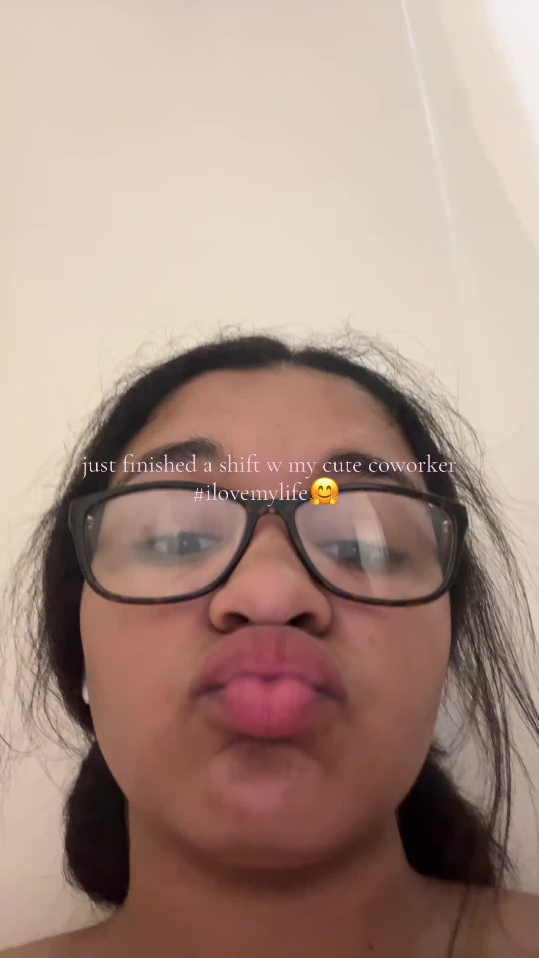 @🦄