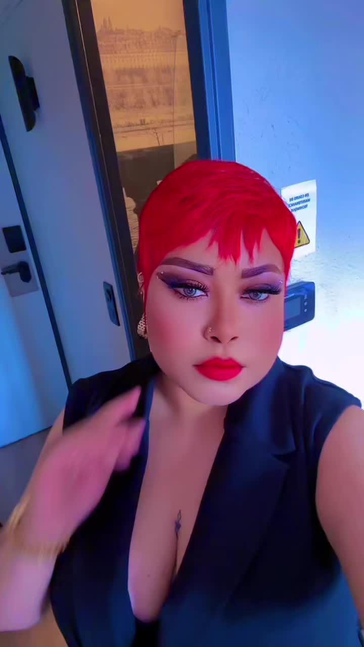 @Stella Djimbi