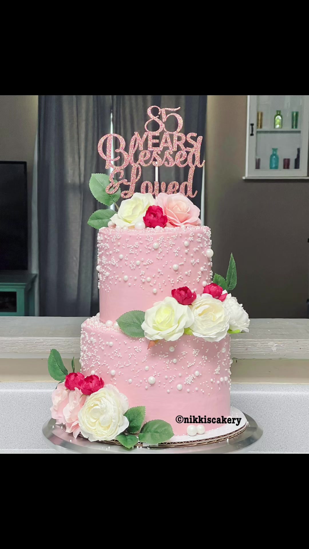 @shutyourcakeholes