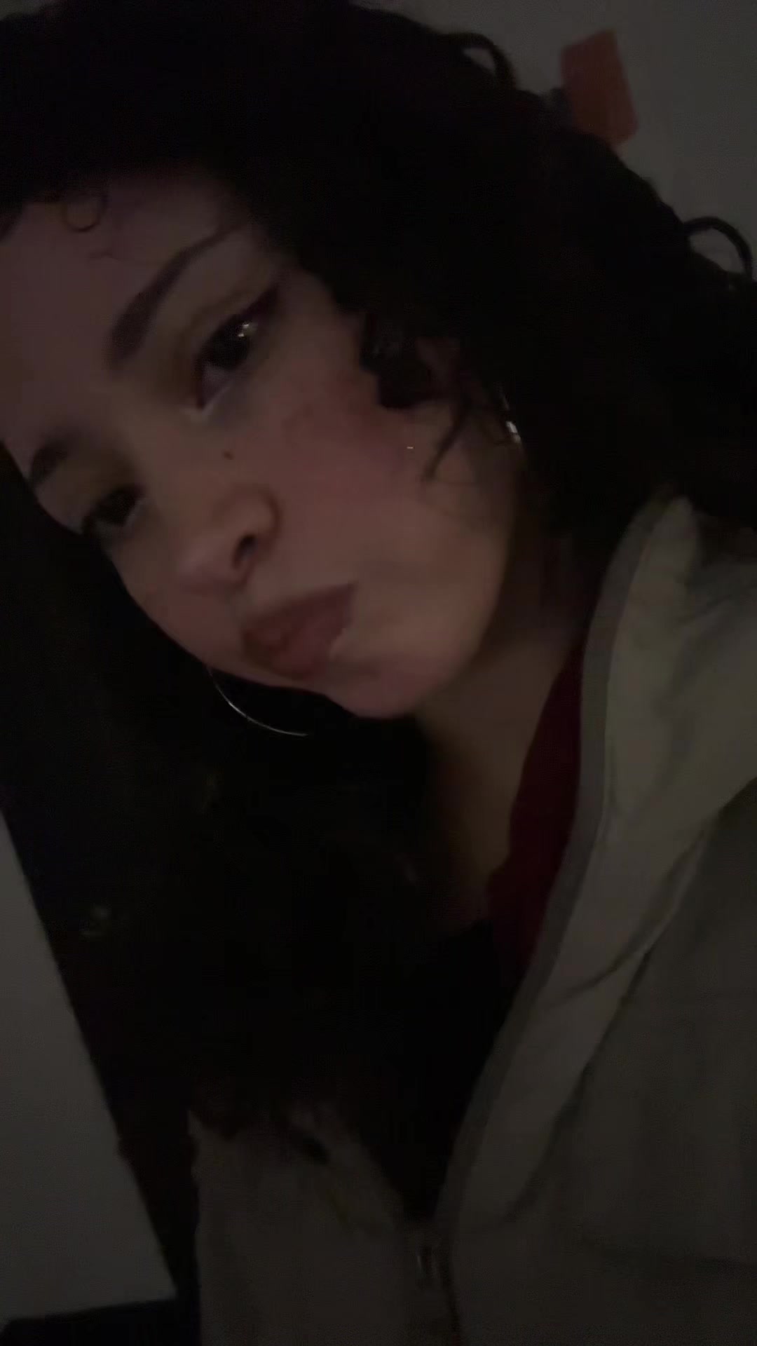 @Jneee