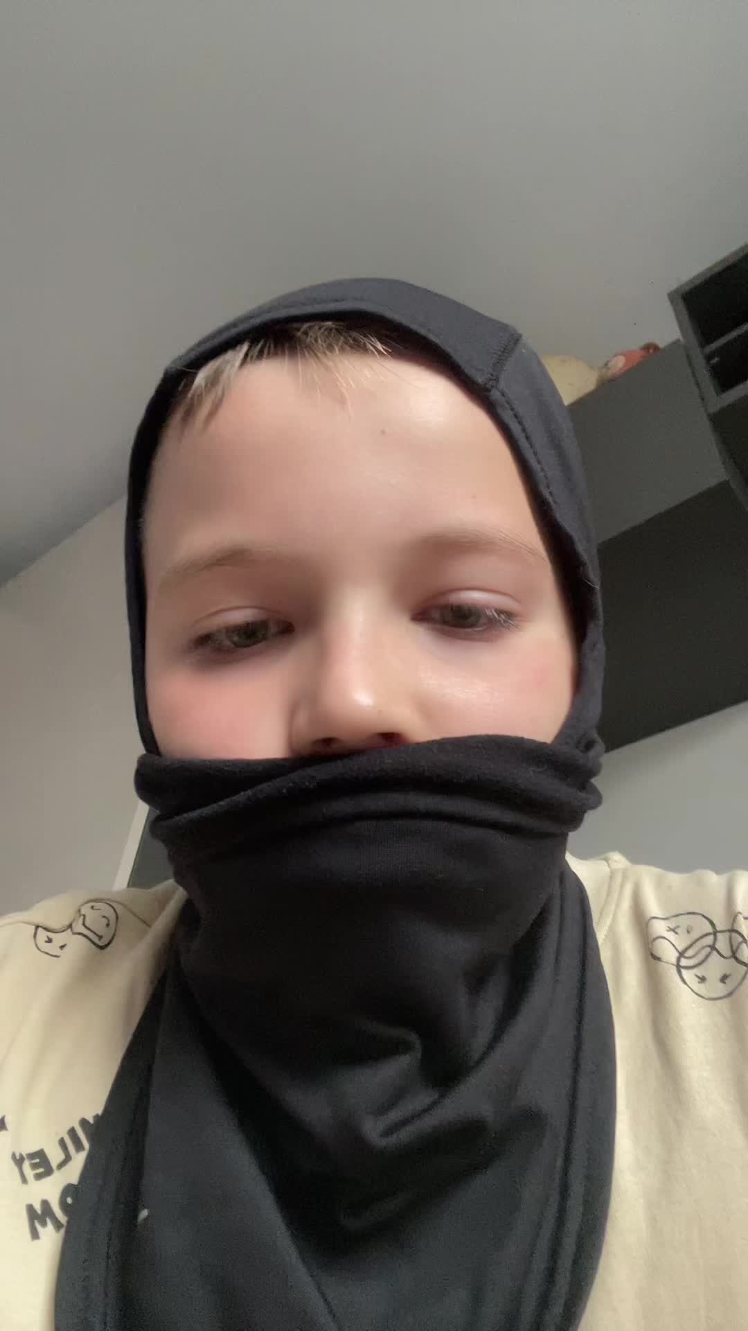 @Yakaks221