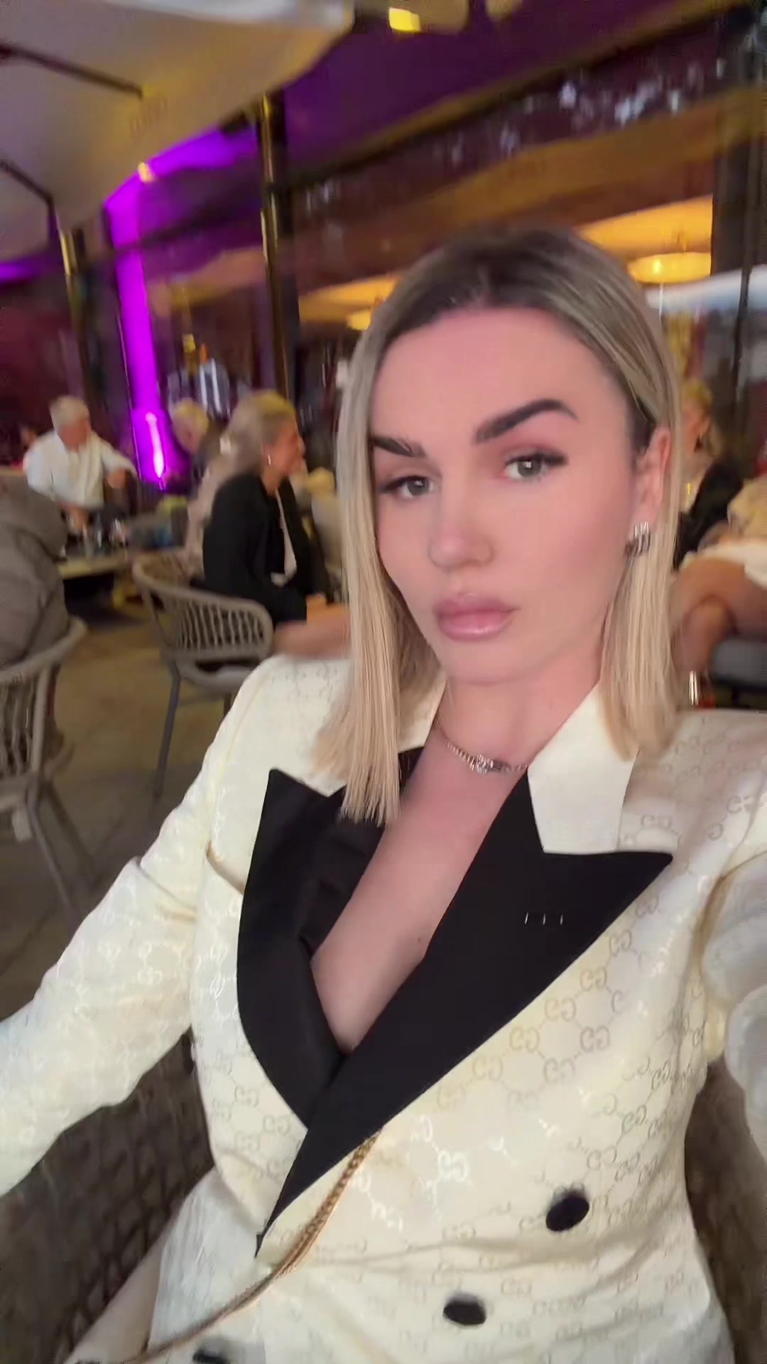 @elvinanika