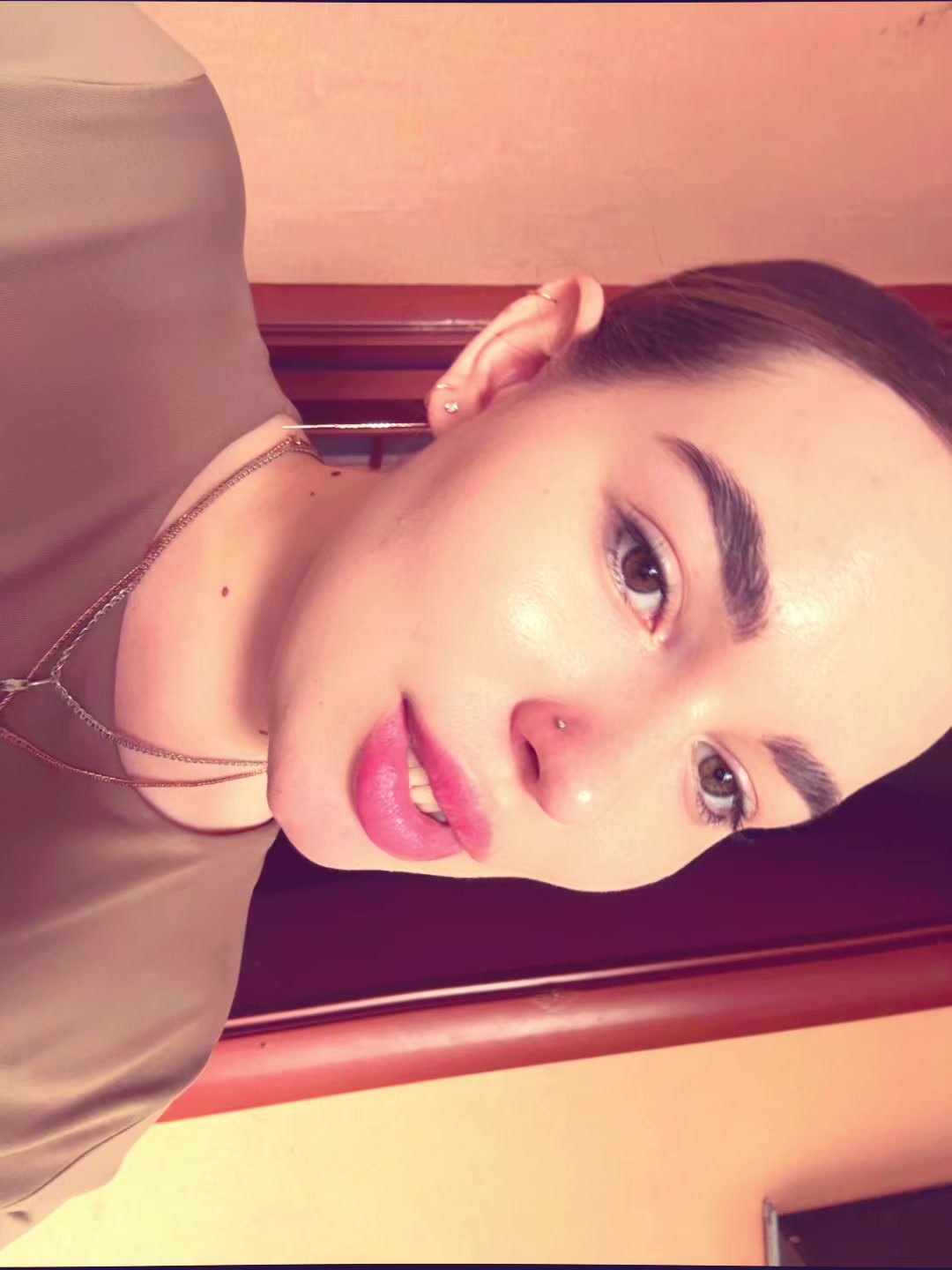 @894