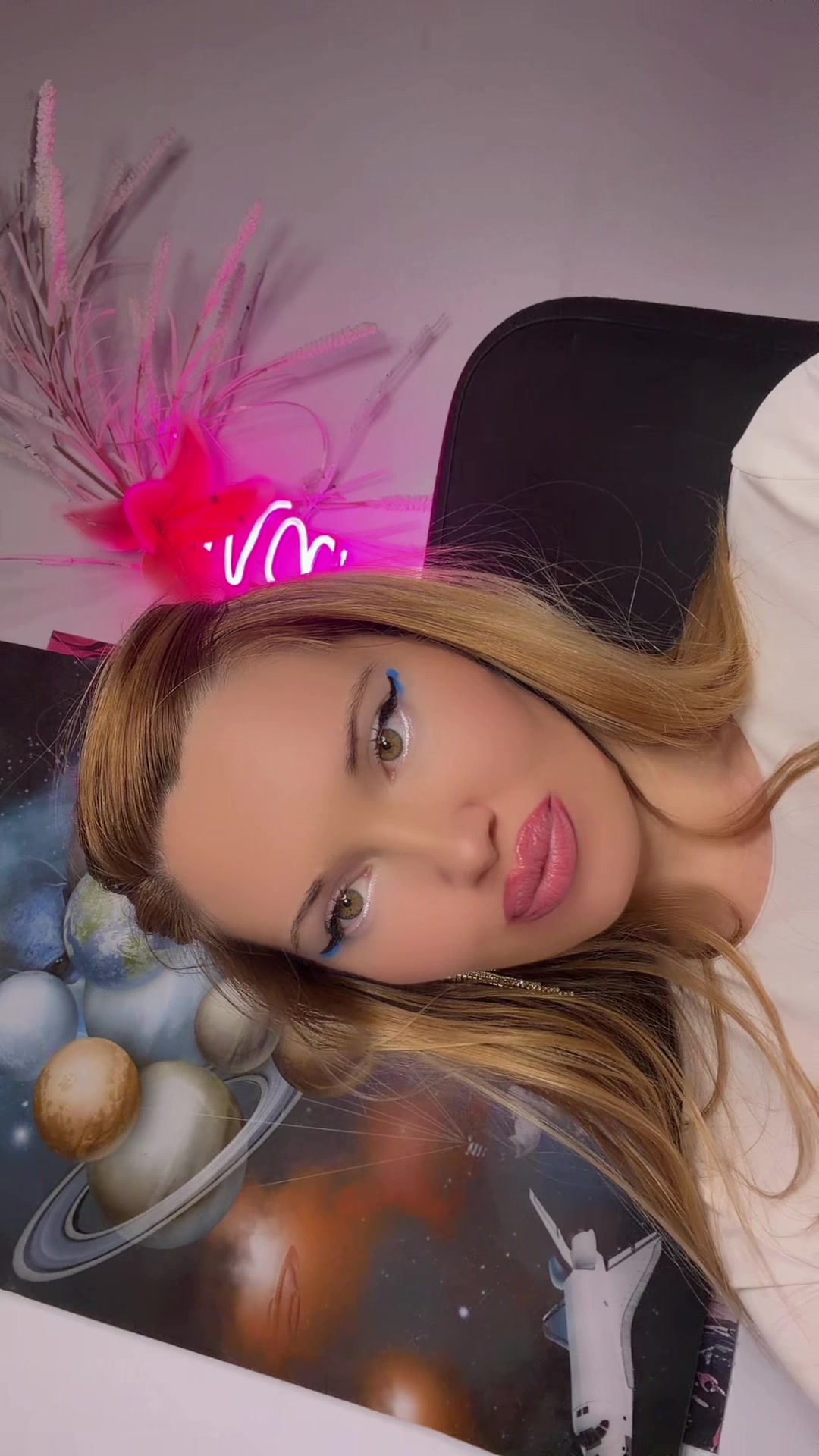 @𝓜𝓪𝓷𝓬𝓱𝓲 🧲
