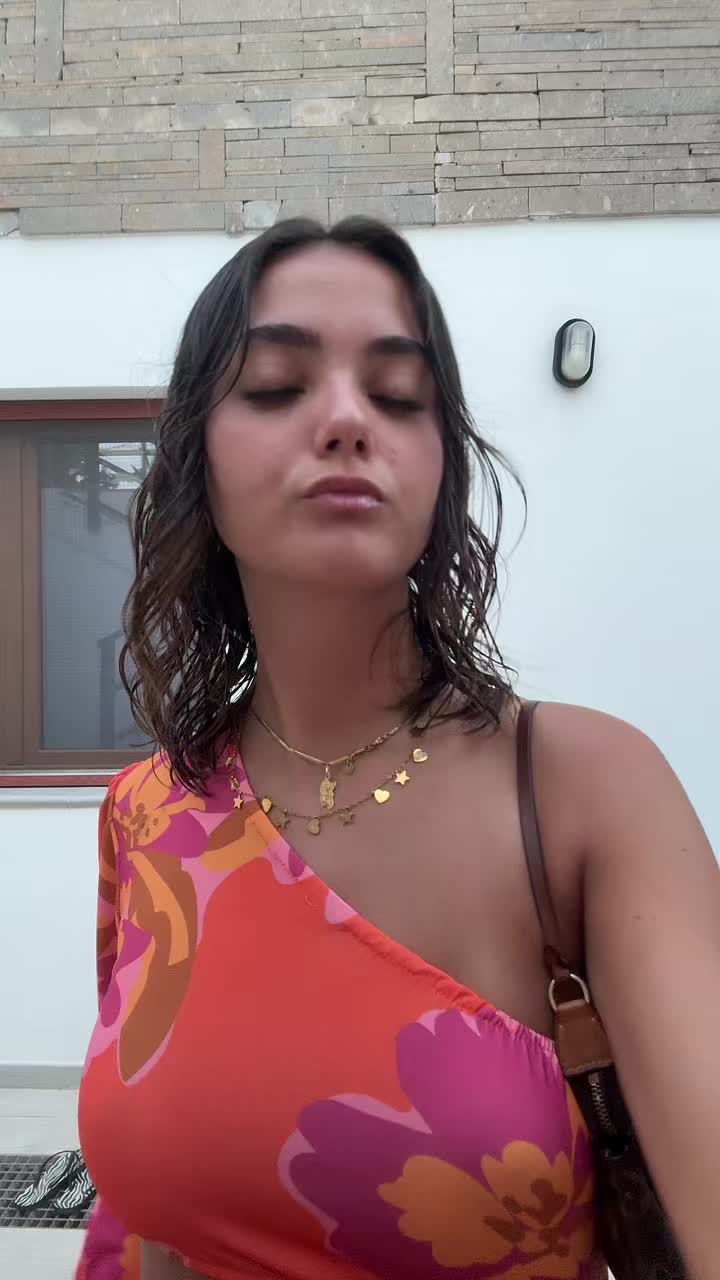 @𝑎𝑚𝑦🌚