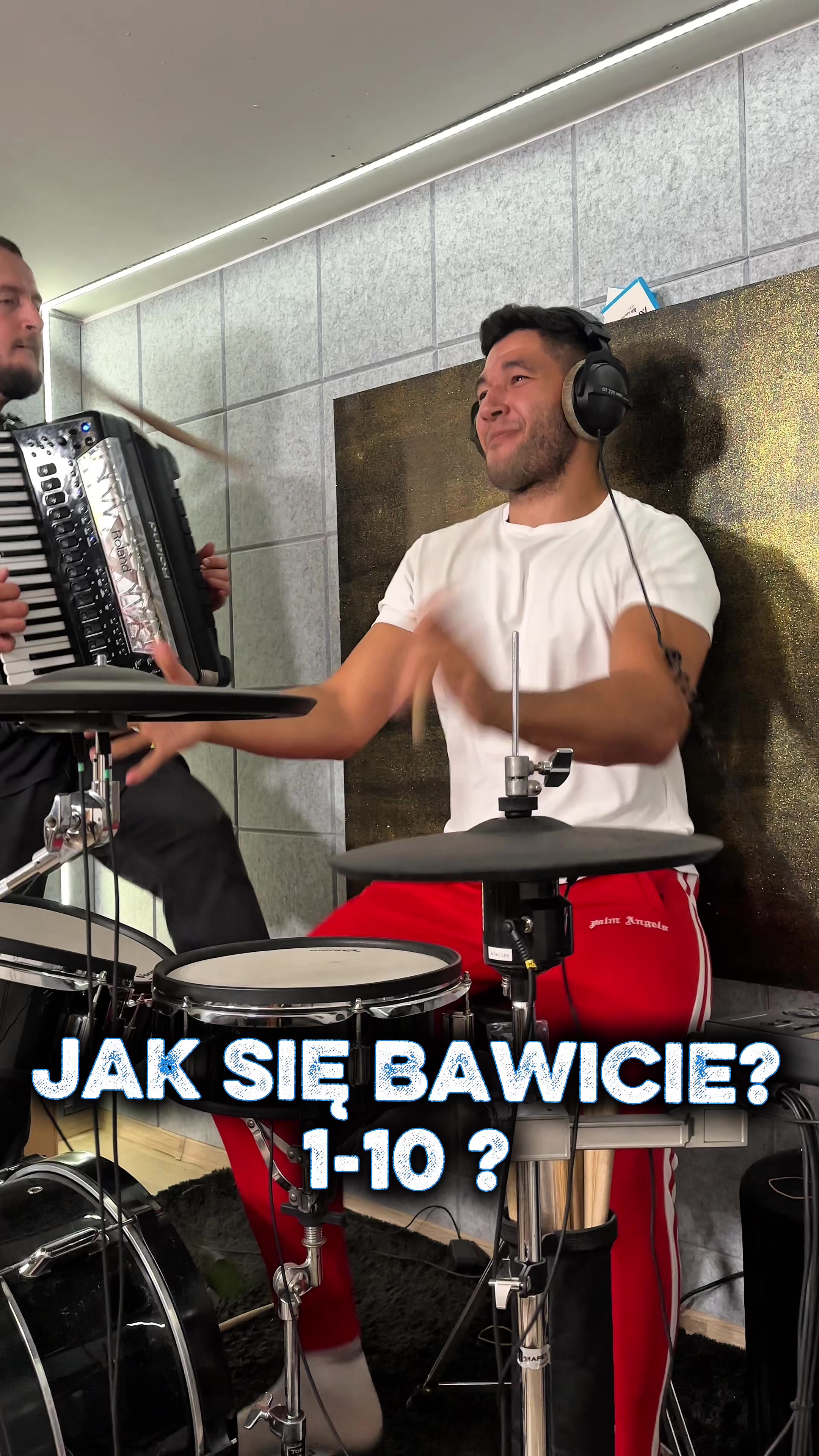 @Kamil Kossakowski