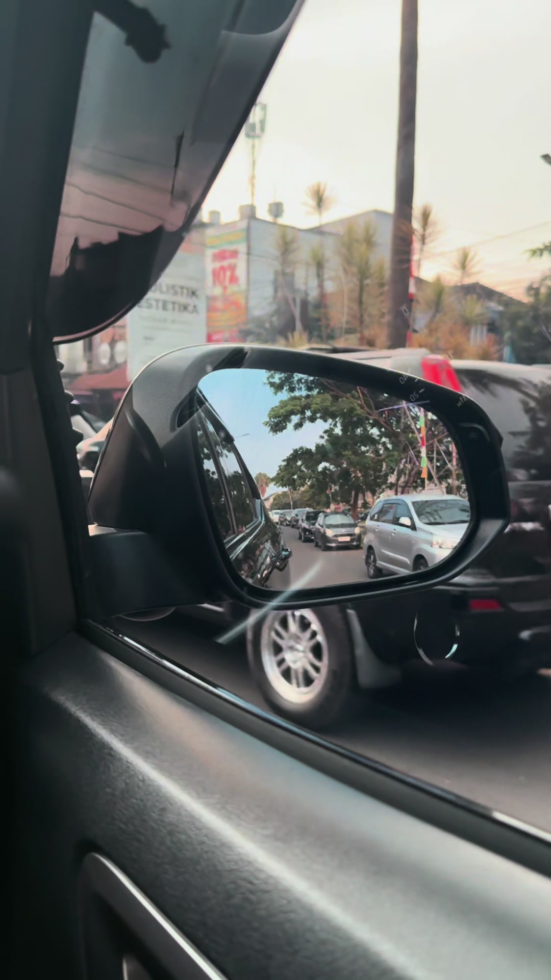 @kamerabelakang0
