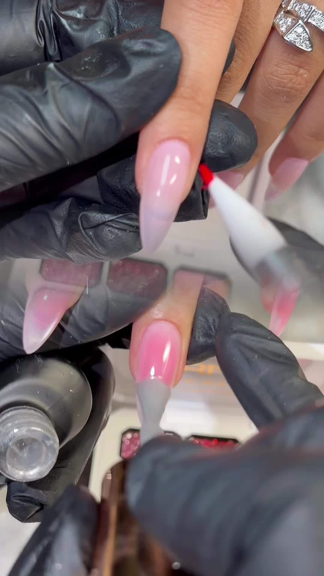 @Riya's Nails