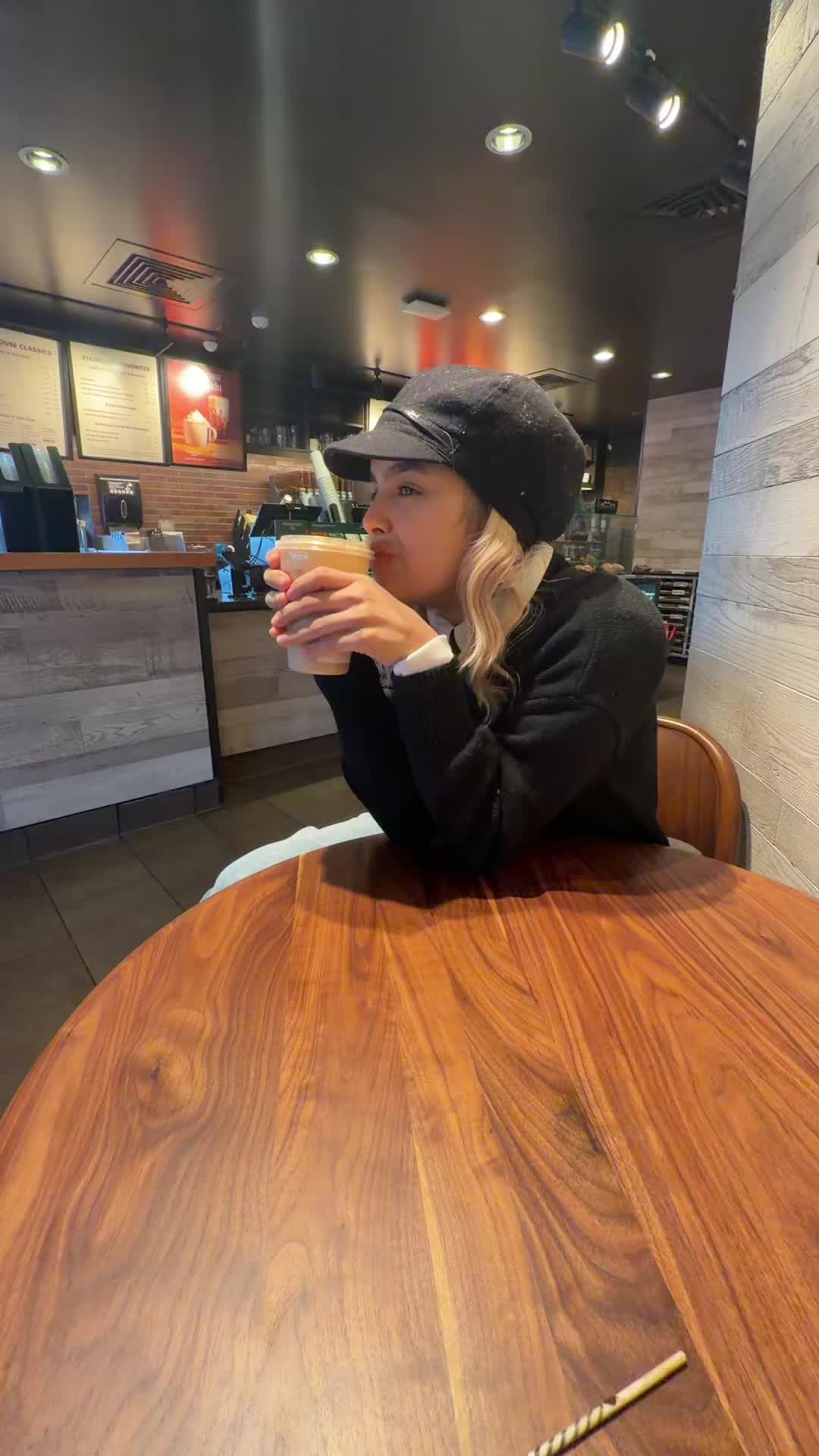 @bellahadid039