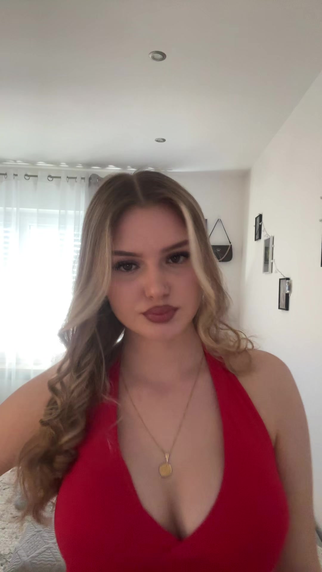 @Fjola🇦🇱