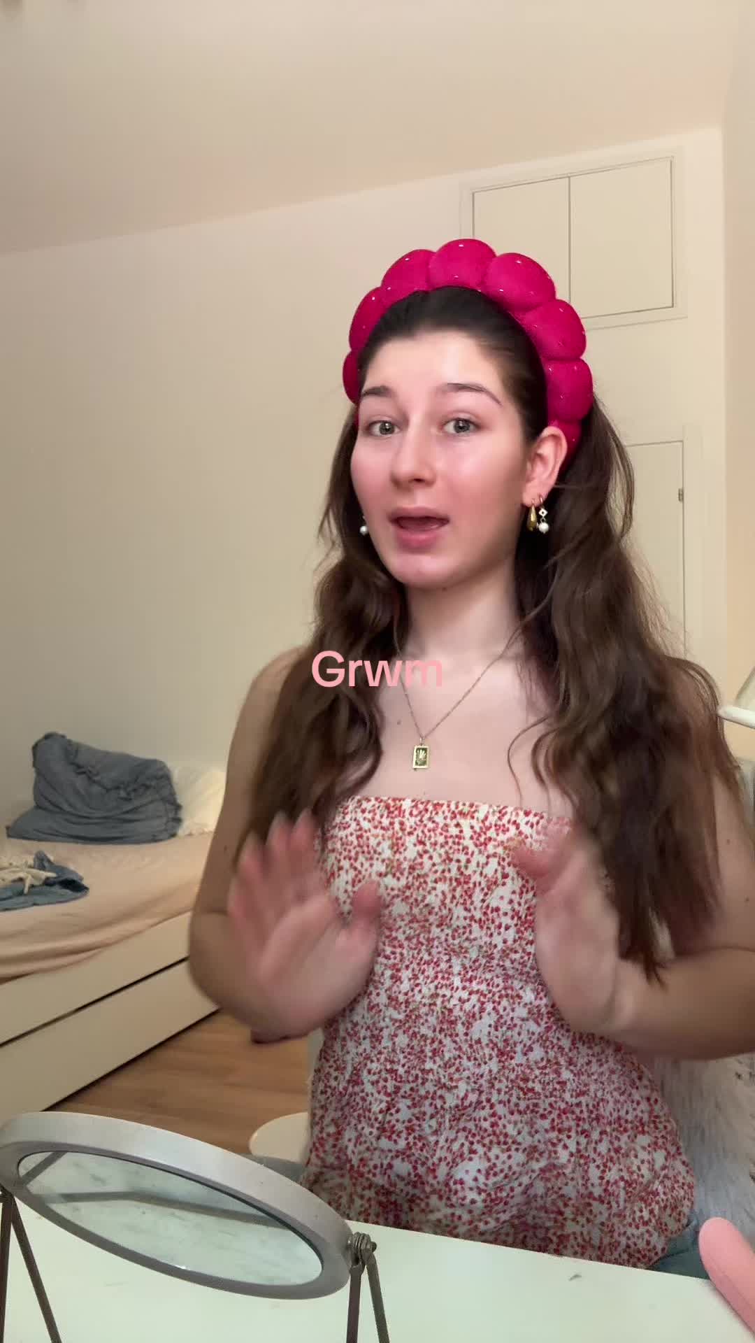@theycallmehel