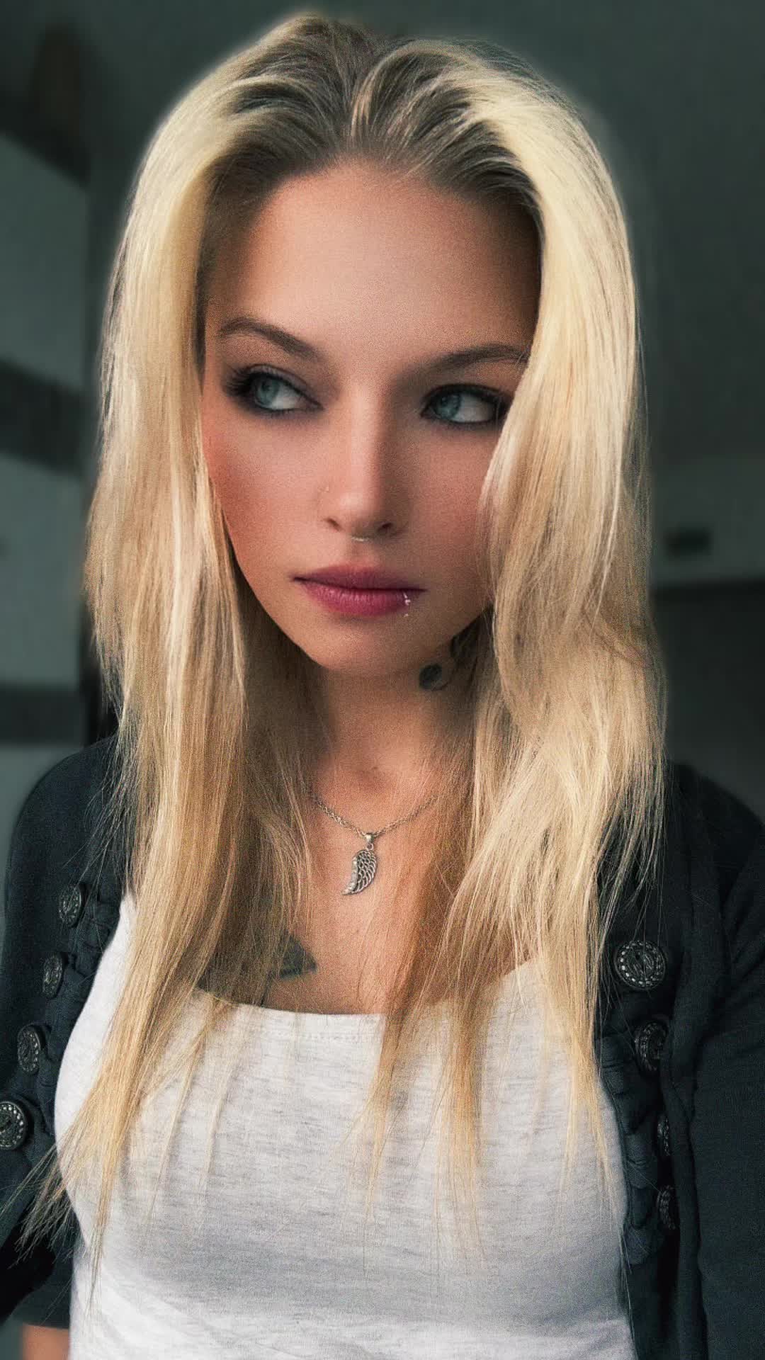 @Franzii