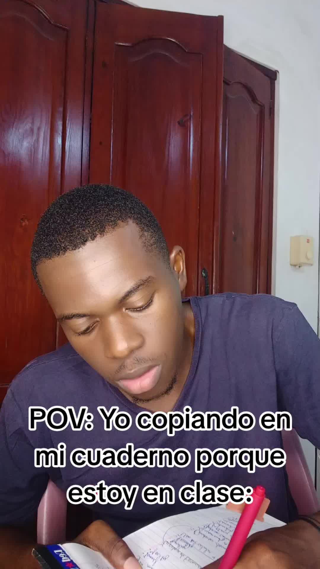 @unprofeconaura 😎