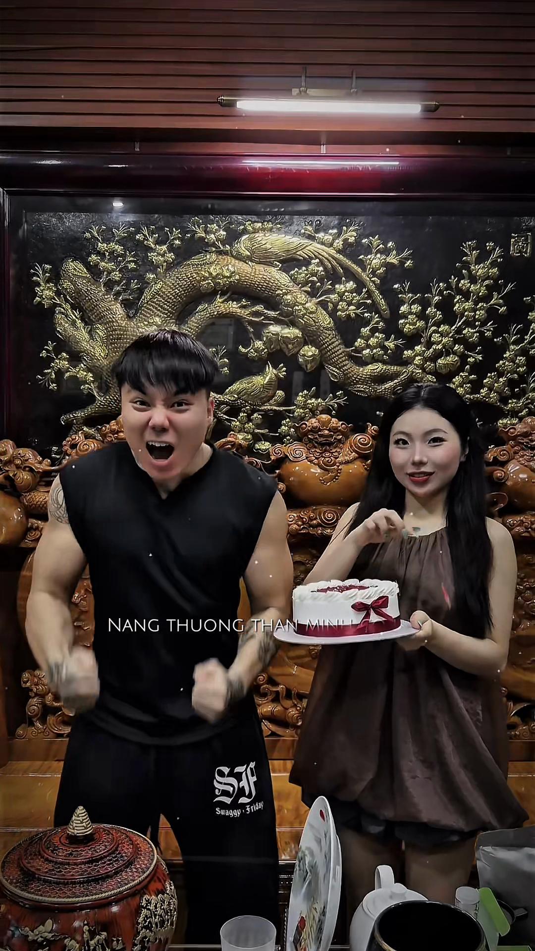 @Việt ơi đón Quỳnh 🦭
