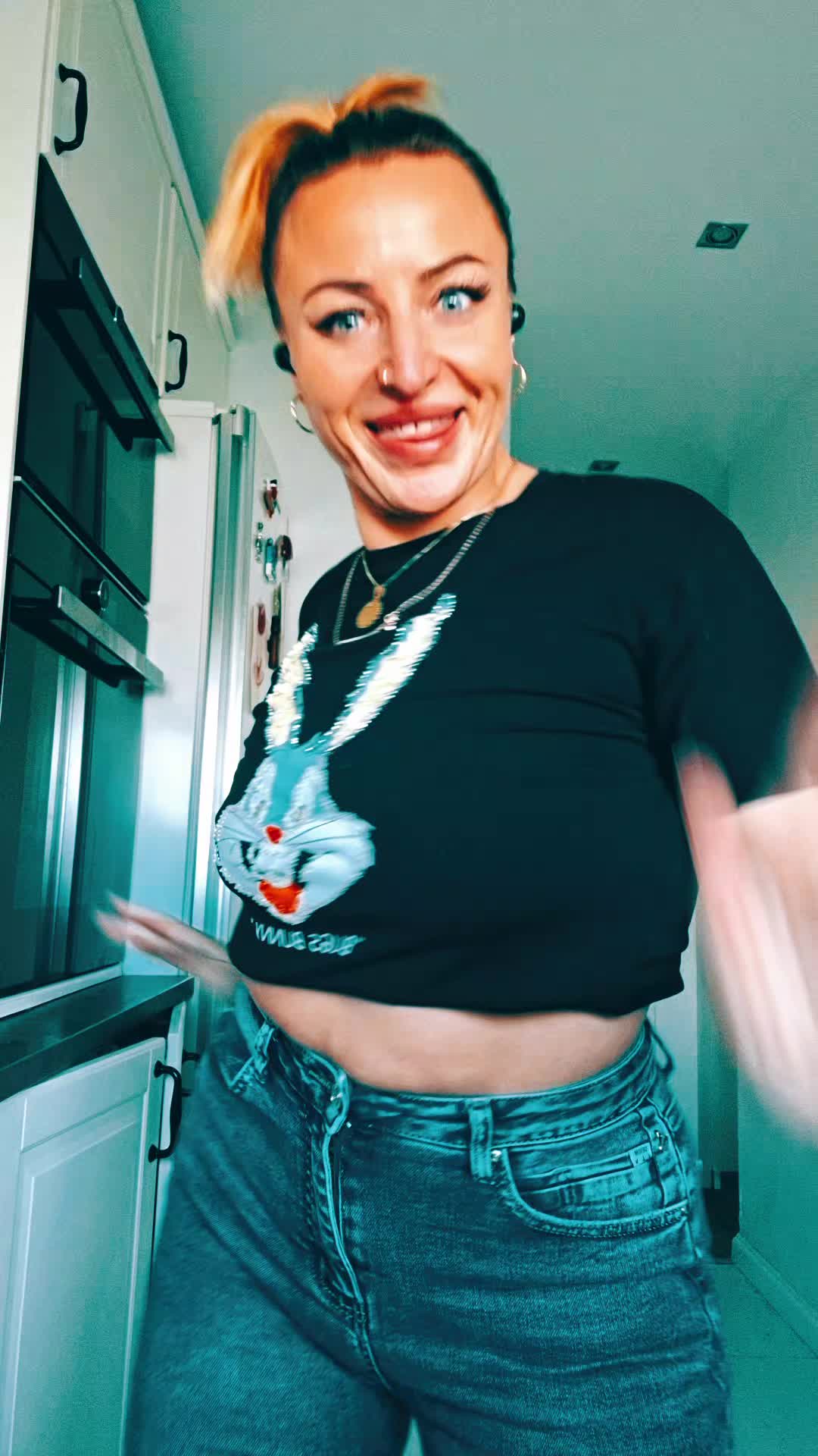 @kroliczekhop*