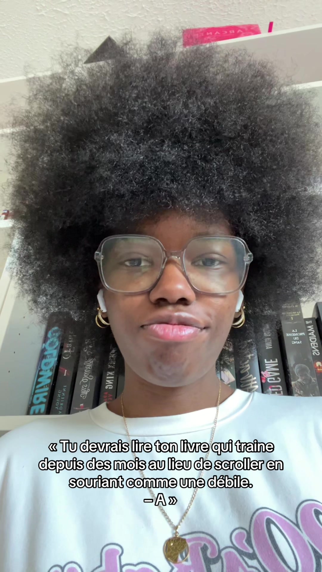 @shaïna | booktok 🌷📚