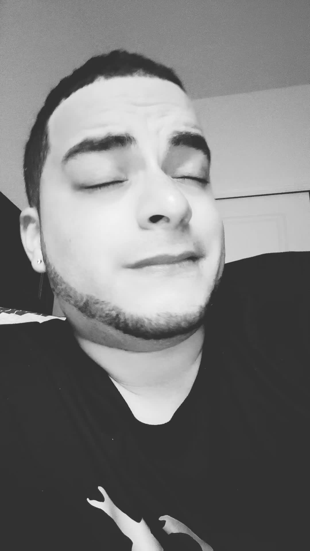 @🖤Eli🖤