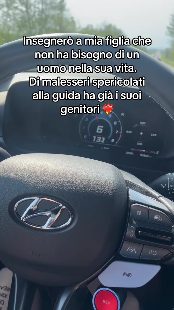 @noemilyl