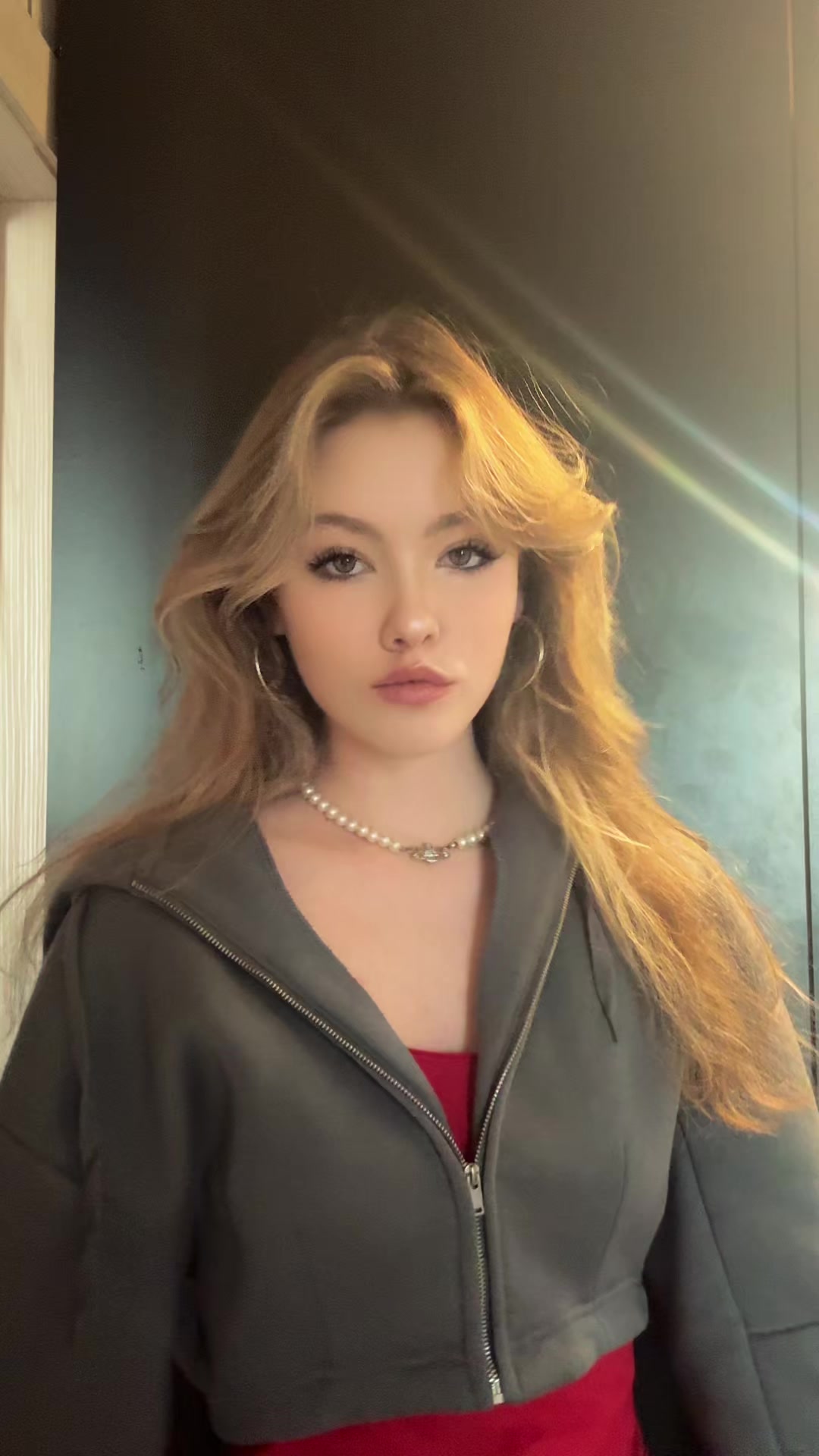 @anngxi
